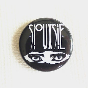 Vintage 90s - Siouxsie Sioux - Siouxsie and the Banshees - Eyes - Pin / Button / Badge