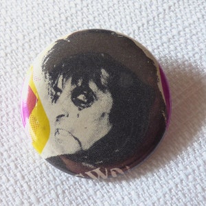 Vintage 80s Alice Cooper - Pin / Button / Badge