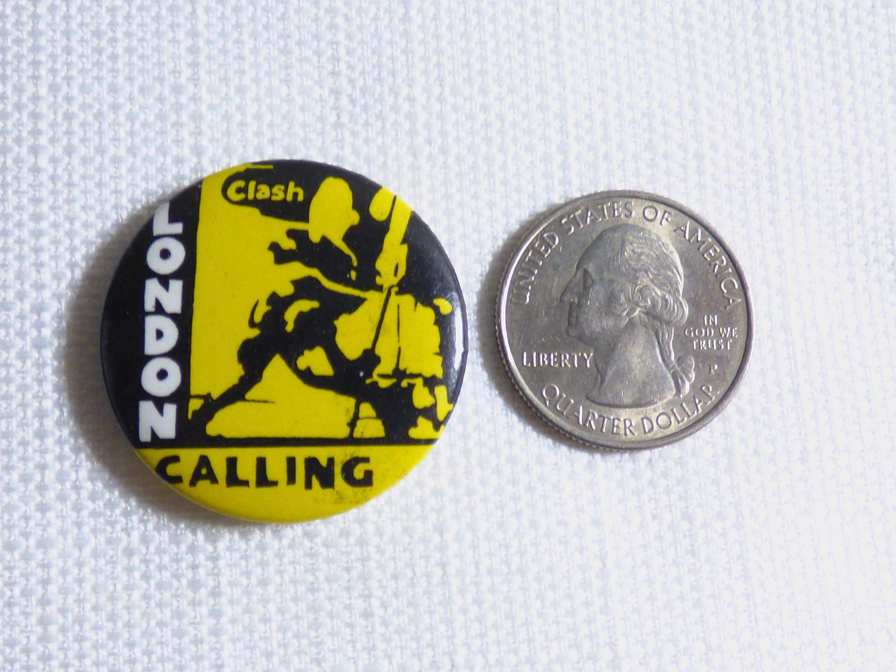 GET 1 FREE* Waylon Jennings 1.25in Pins Buttons Badge *BUY 2 a 