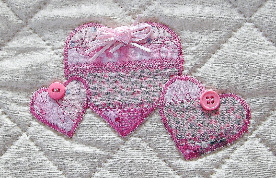 Valentine Hearts Quilted Wall Hanging - Etsy