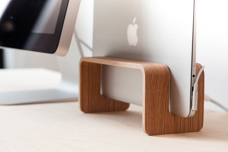 Vertical MacBook Stand image 3