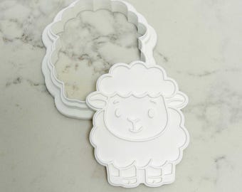 Set koekjesstempel en uitsteekvorm schaap – cadeau babyshower of boerderij