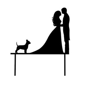 以下が含まれることがあります： 一緒に立っている新郎新婦の黒いシルエット。下に小さな犬が立っています。