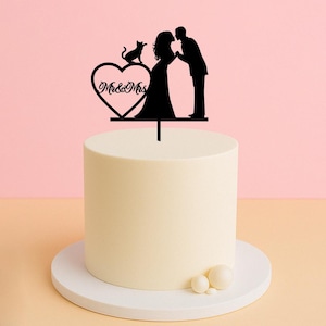 Mr & Mrs with Cat Cake Topper – Personalised Bride Groom Wedding Decoration – Custom Acrylic Pet Topper