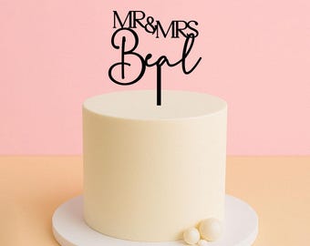 Mr & Mrs Surname Cake Topper | Personalised Wedding Name Topper | Elegant Acrylic Cake Decoration