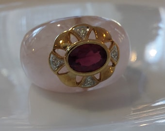 Rose quartz ring with pink tourmaline and 4 diamonds // 375 yellow gold - size 50