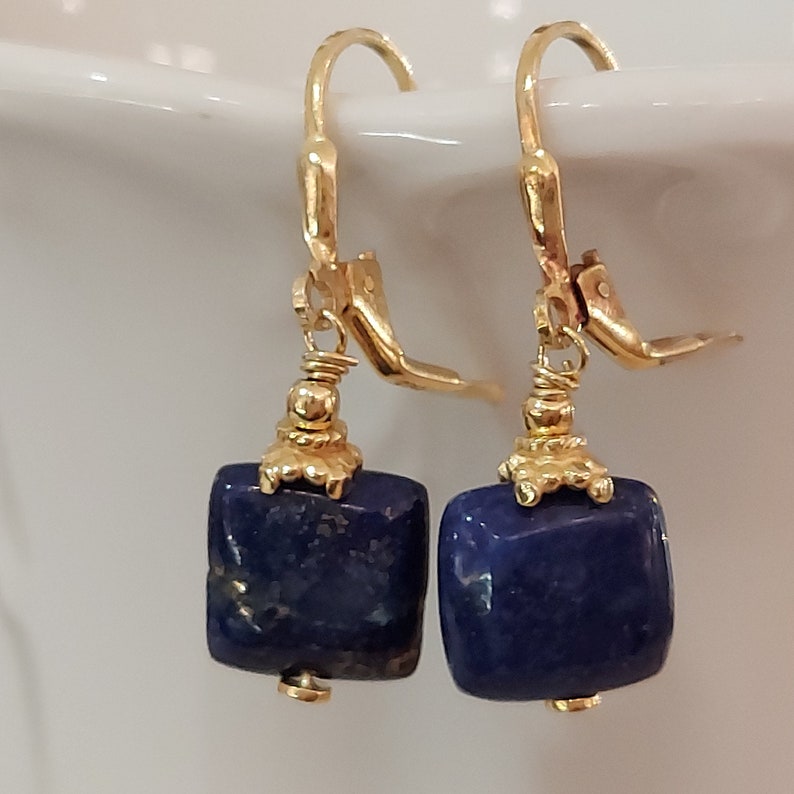 Earrings lapis lazuli in gold image 5