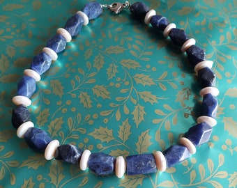 Sodalite necklace with freshwater pearls and silver