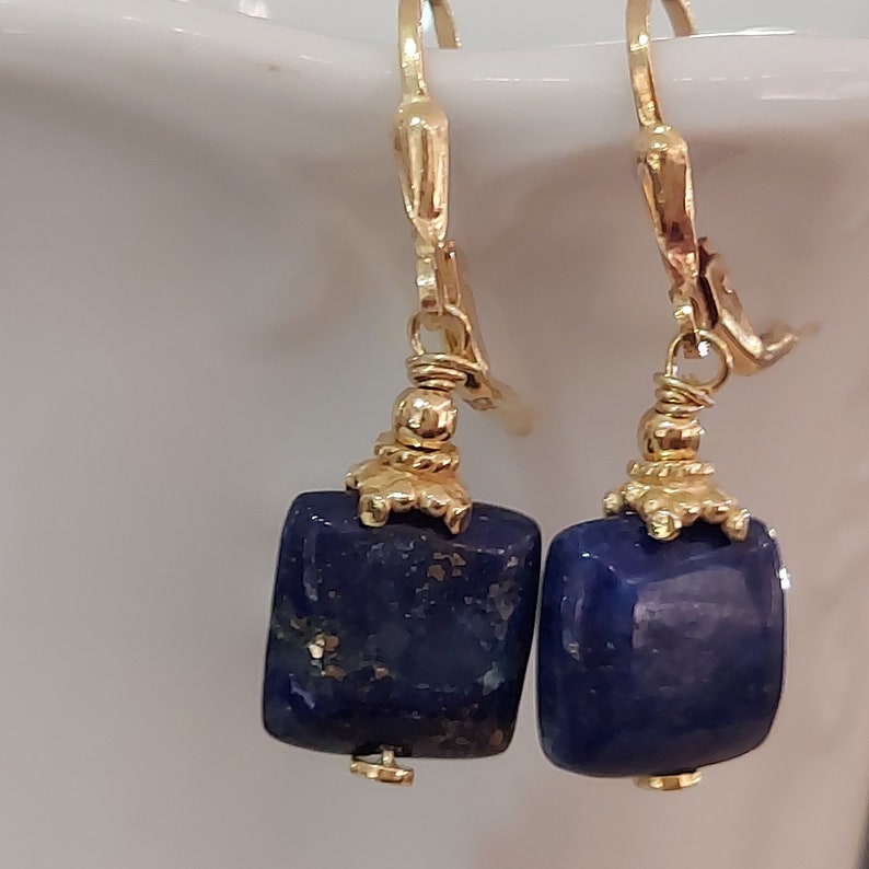 Earrings lapis lazuli in gold image 6