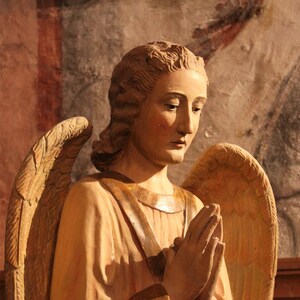 Photo (digital download) of a statue of an angel (1), Ciutadella, Menorca