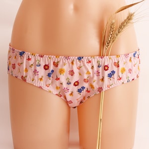 Calcinha floral rosa de algodão: Liberty Tana Lawn, tecido de algodão. Tamanhos XXS a XXL.