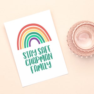 Tarjeta personalizada Rainbow Stay Safe para sus seres queridos durante el encierro
