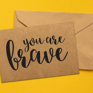 Carta di affermazione tipografica Kraft - Sei coraggioso