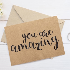 Tarjeta tipográfica de afirmación Kraft - Eres increíble
