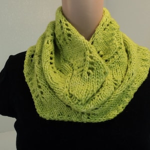 Handcrafted Knitted Cowl Wrap Apple Green Textured Lettuce Leaf 100% Merino Wool