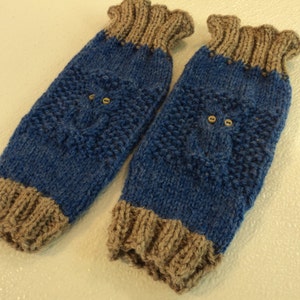 Handcrafted Knitted Baby Leg Warmers Blue/Gray Owl Eye Buttons Male 9-12 months