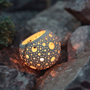 Hanging lights with bubbles Ceramic patio lantern Hanging candle holder for balcony decor or hanging pot for planters