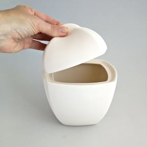 Unpainted blank ceramic bowl with lid / trinket box Bisque cookie jar - ready to paint decoupage furniture DIY ceramic jar decorating kit