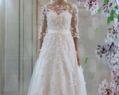 Fantasy 3D florist chiffon material lace beading, half sleeves,  V back wedding dress, Aline ballgown