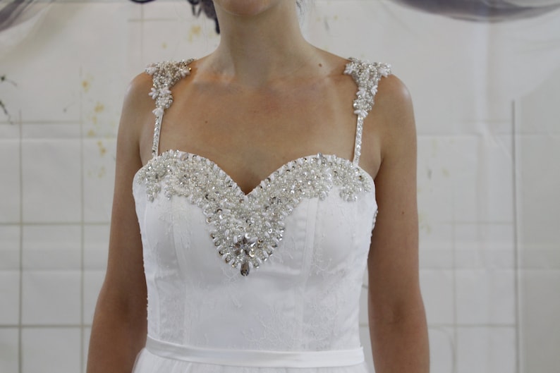 Decorative sweetheart neckline with detachable strap Aline | Etsy