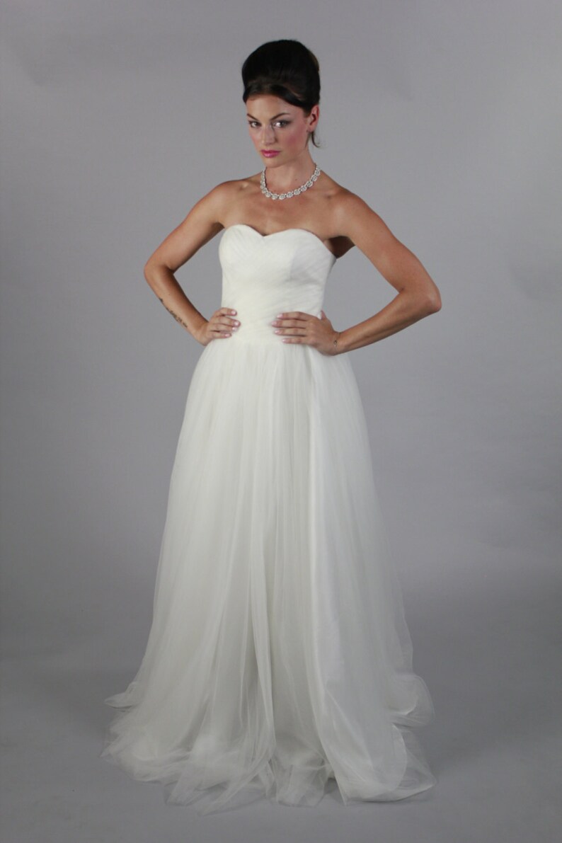 Simple Plain Traditional A line sweetheart line wedding ...