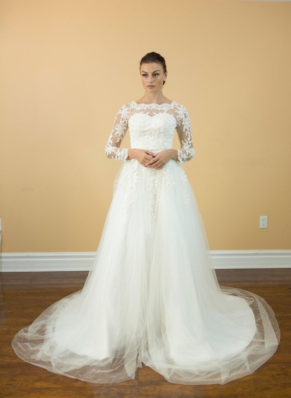 classic style wedding dresses