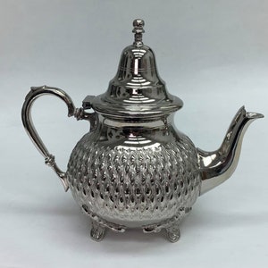 Traditional Moroccan Hand Chiseled Nickel Plated Brass Teapot | Unique teapot | High-end teapot | Diamond design