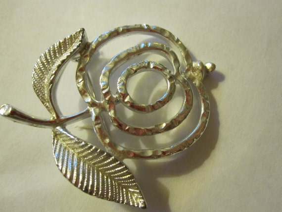 Apple Pin