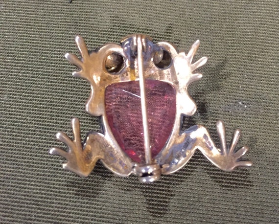 Sterling Silver Adorable Frog brooch with a large… - image 3