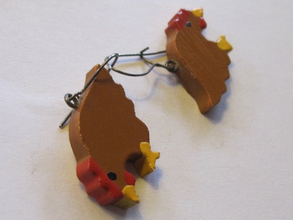 Chicken Pierced Earrings - image 3