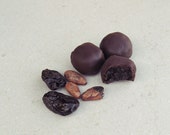 12 Raw handmade chocolate prunes truffle candies - Vegan stuffing - Raw chocolate - Healthy Sweets