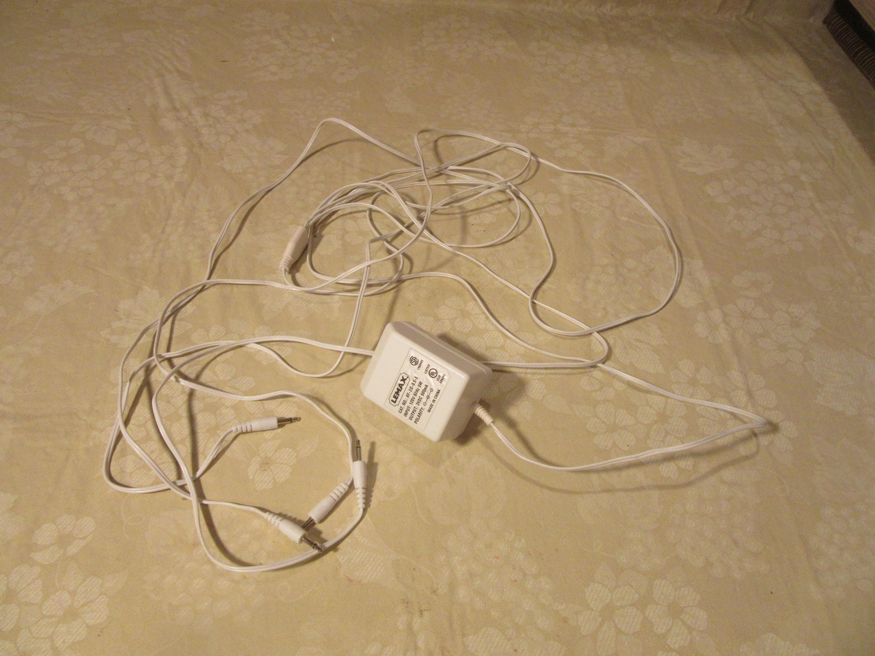 Adaptateur Secteur 4,5V Pour Maison De Noël Lemax - Compatible Avec De Nombreux Modèles - Village De Noël Éclairé - Câble 1,5m