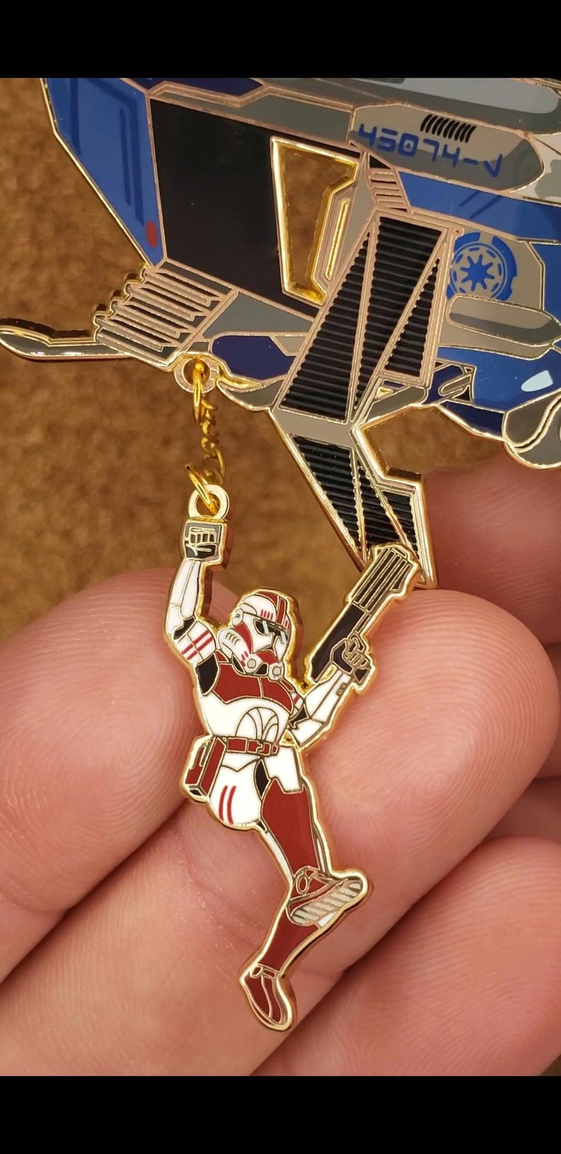 Clone Wars Police Gunship Dangle Pin Set image 2