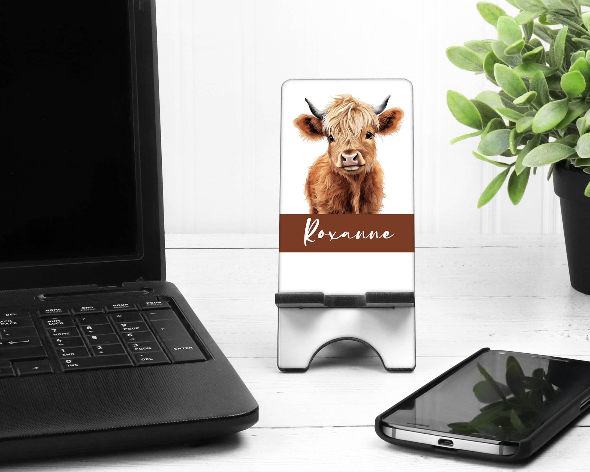 HIghland Cow Phone Stand. HIghland Cow Phone stand. Great teacher, mom, boss gift. HIghland Cow phone holder! HIghland Cow theme gift