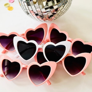 Heart Sunglasses Bachelorette Veil Bride Straw Birthday Party Favors Bachelorette Party Favors Bride Sunglasses Bridesmaid gift Pink Heart/No Bling