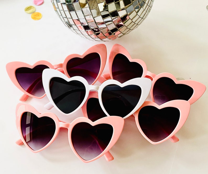 Heart Sunglasses Bachelorette Veil Bride Straw Birthday Party Favors Bachelorette Party Favors Bride Sunglasses Bridesmaid gift Pink Heart/No Bling