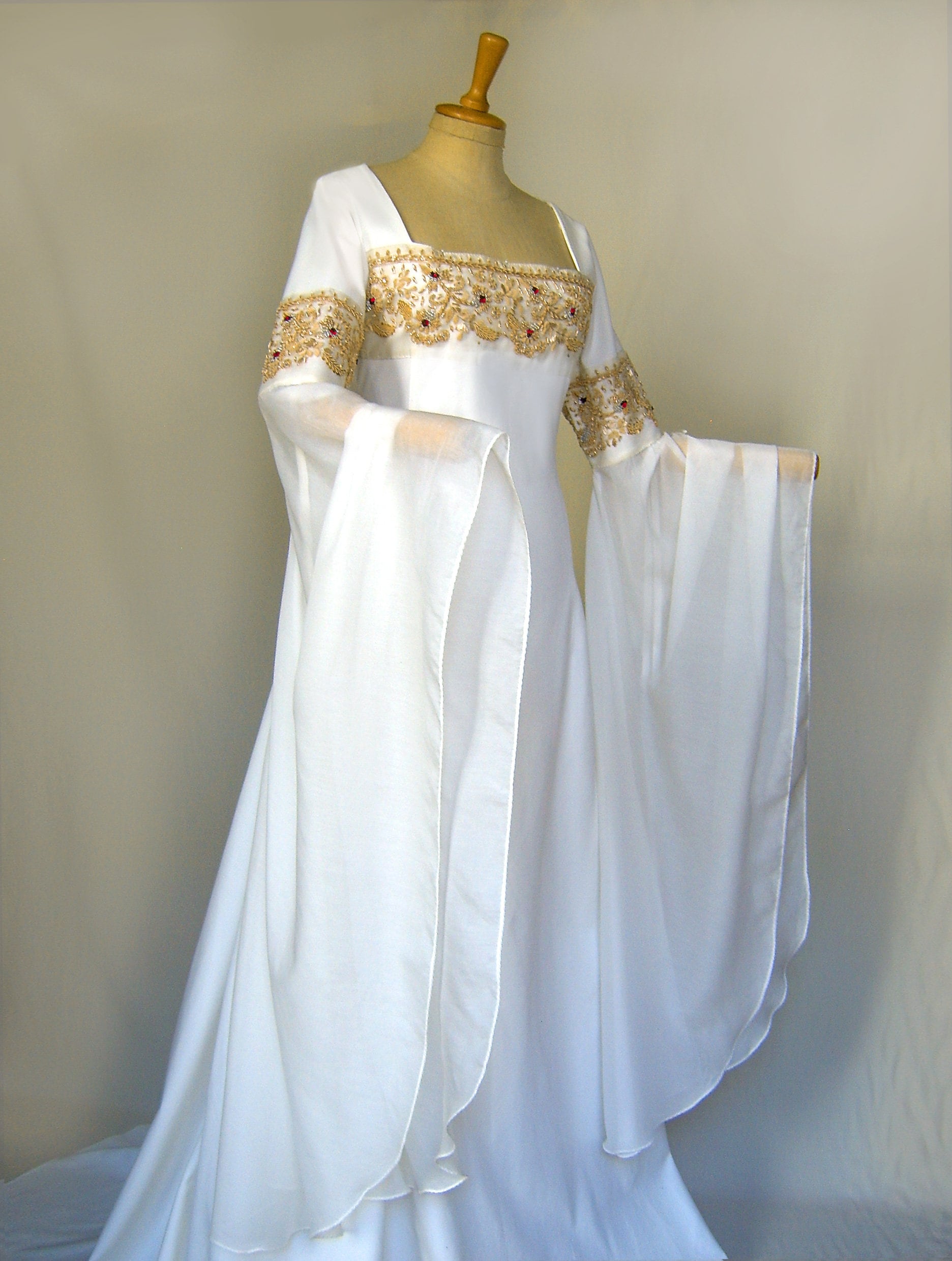Elf Dress Wedding Medieval Wedding Dress Elf Dress Galadriel Arwen CALISSA  Made to Measure - Etsy UK