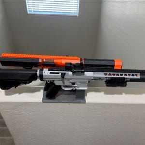 BS1-BS1 Blaster Stand (TOY)