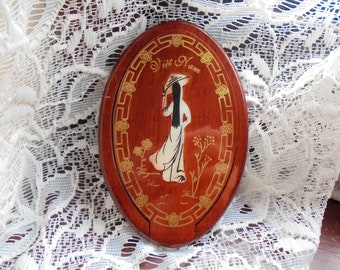 Vietnamese Ha Long Vintage Wooden Lacquered Oval Mirror Compact- Vietnamese Long Hair Lady Mother of Pearl Inlay Art- Good as Gift for Lady