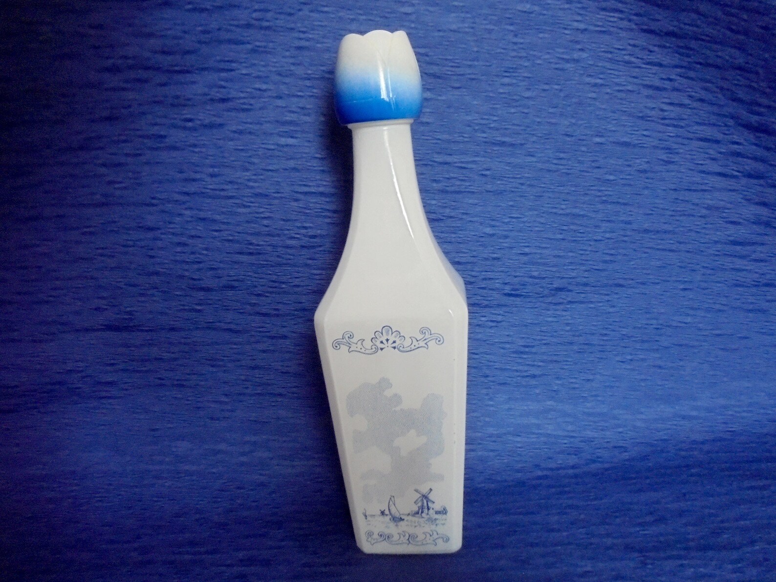 Dutch Decanter Blue & White Liquor Bottle With Tulip Shaped Etsy