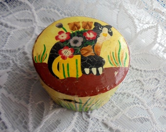 Black Cat & Flowers Hand Painted Design Papier Mache Round Shape Little Lacquered Trinket Box- Vintage Handmade Paper Mache Jewel Box