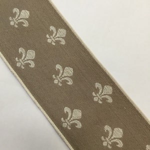 Fleur de lis Flat Braid/Trim Ruban Tresse 3 1/4 Taupe and Cream Trim per yard Custom Cut Yardage Pillow Accents Drapery image 1