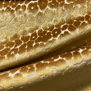 Chava Amber - Cut Velvet - Textured Velvet - Animal Skin Velvet - Upholstery Velvet - Cheetah - Leopard - Gold Cheetah Velvet