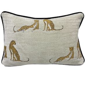 Luxury Cushions - For Superyachts, Residences & Private Aircraft