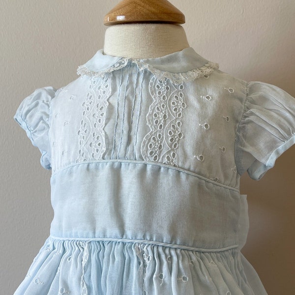 9-12 mo:  Eyelet organdy baby dress, 1950s, vintage baby clothes, vintage baby dress