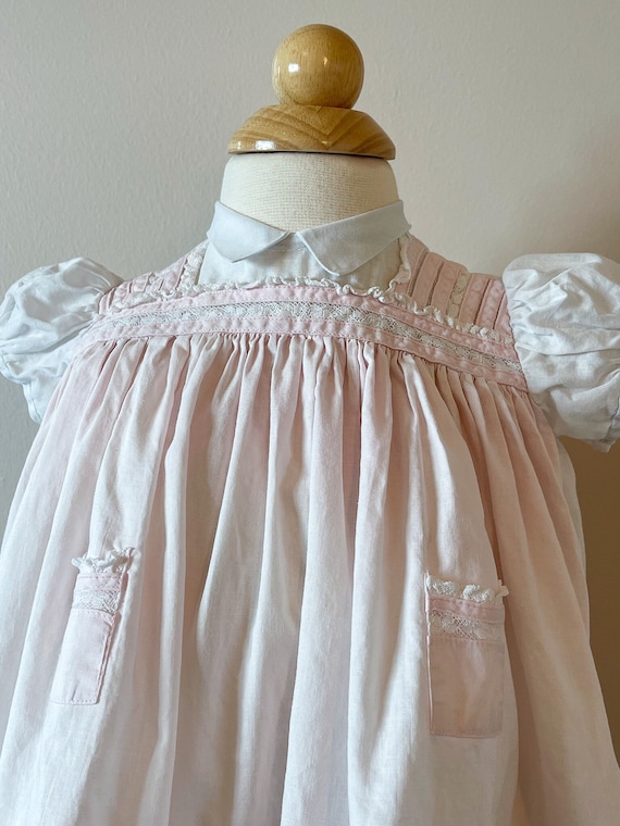 9-12 mo: Classic baby dress with lace detailing, … - image 1