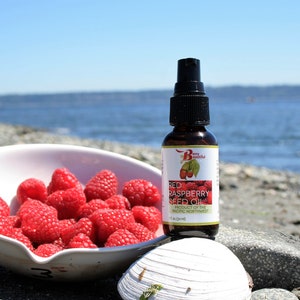 Red Raspberry Seed Oil 1 Fl Oz (30 ml) - Cold-Pressed by Berry Beautiful from Washington State Grown Red Raspberries