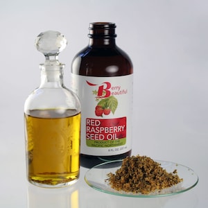 Red Raspberry Seed Oil 4 Fl Oz (120 ml) - Cold-Pressed by Berry Beautiful from Washington State Grown Red Raspberries