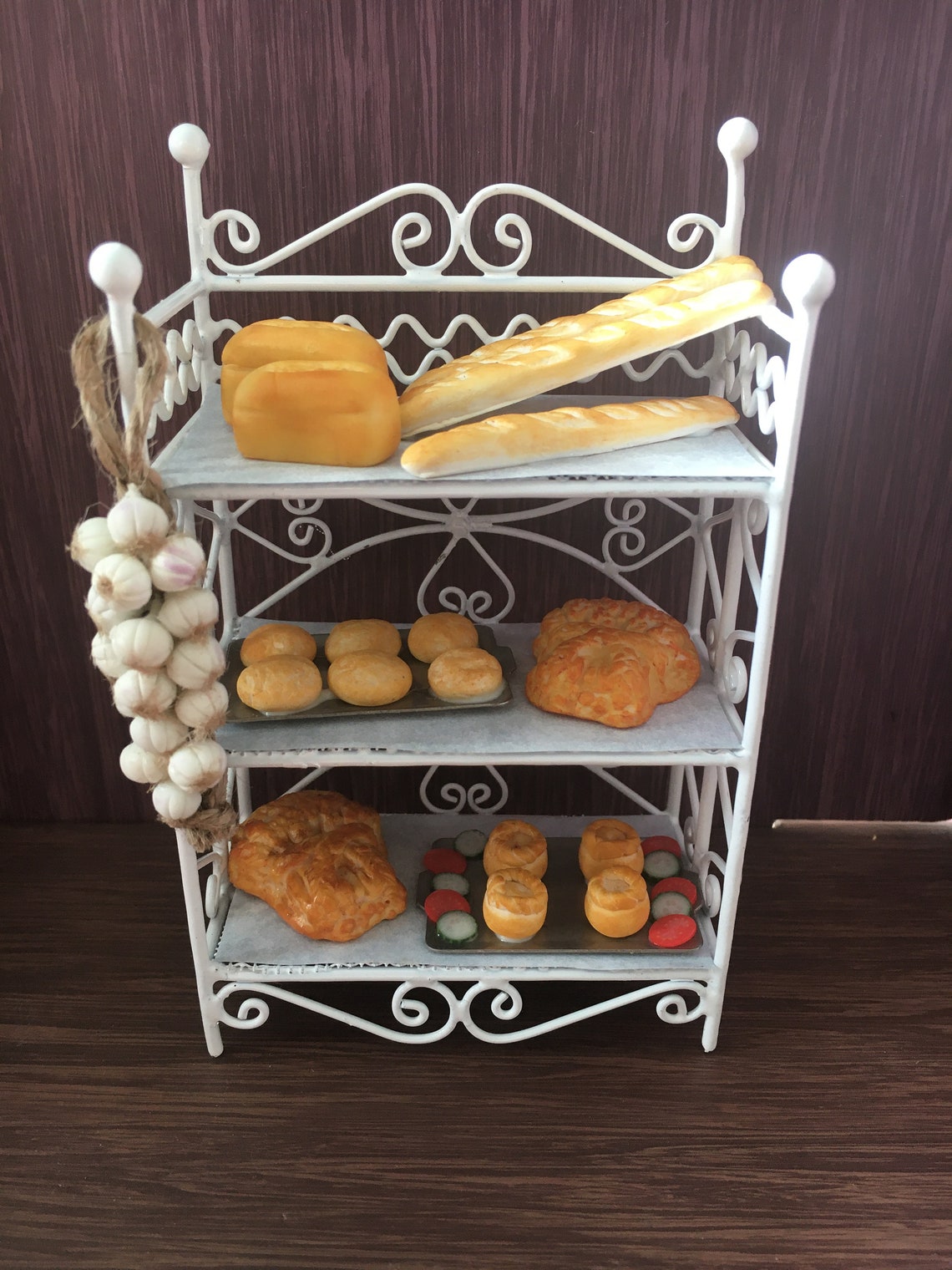 1 12th scale dolls house accessories