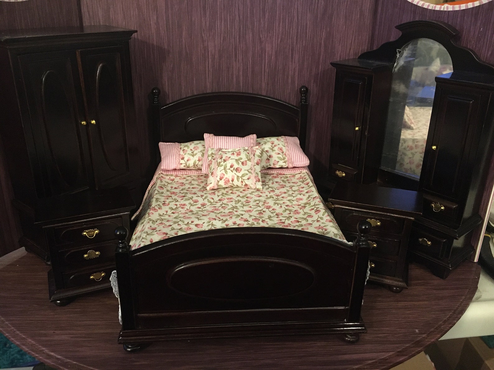 dolls house bedroom furniture